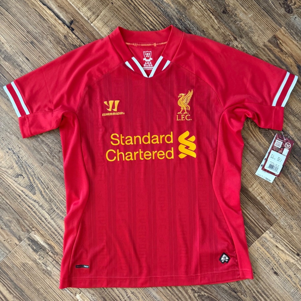 NWT Warrior Liverpool FC Home Jersey Women Size 8 SMALL Red Soccer Shirt 2013 14